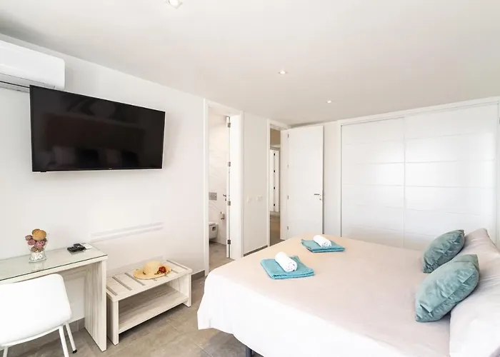 Villa Aqualava 1 By *