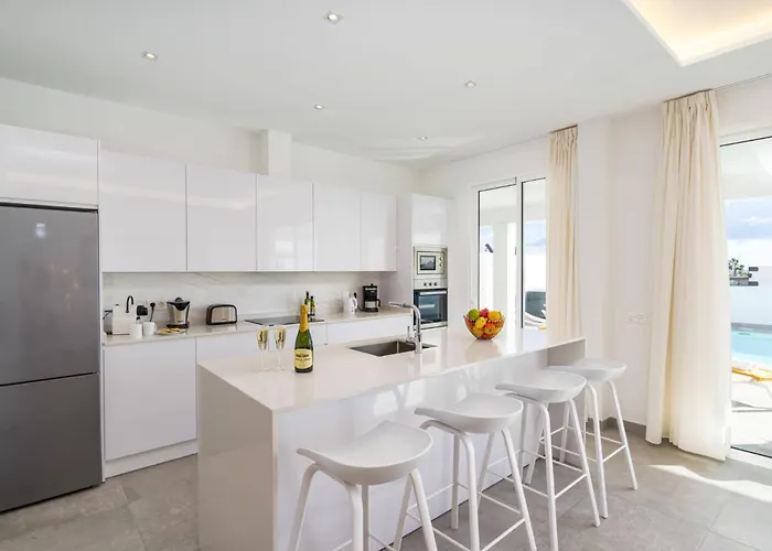 Aqualava 1 By Βίλα *