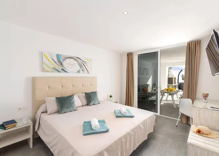 Aqualava 1 By Βίλα Πλάγια Μπλάνκα