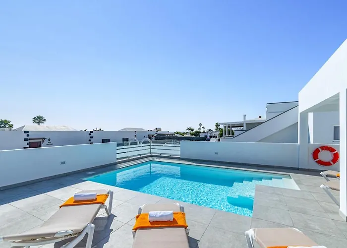 Villa Aqualava 1 By *